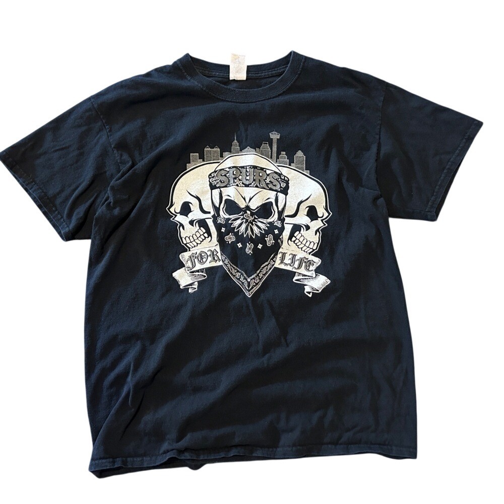 San Antonio Spurs Black T-Shirt Large Skulls Gangster NBA Tee